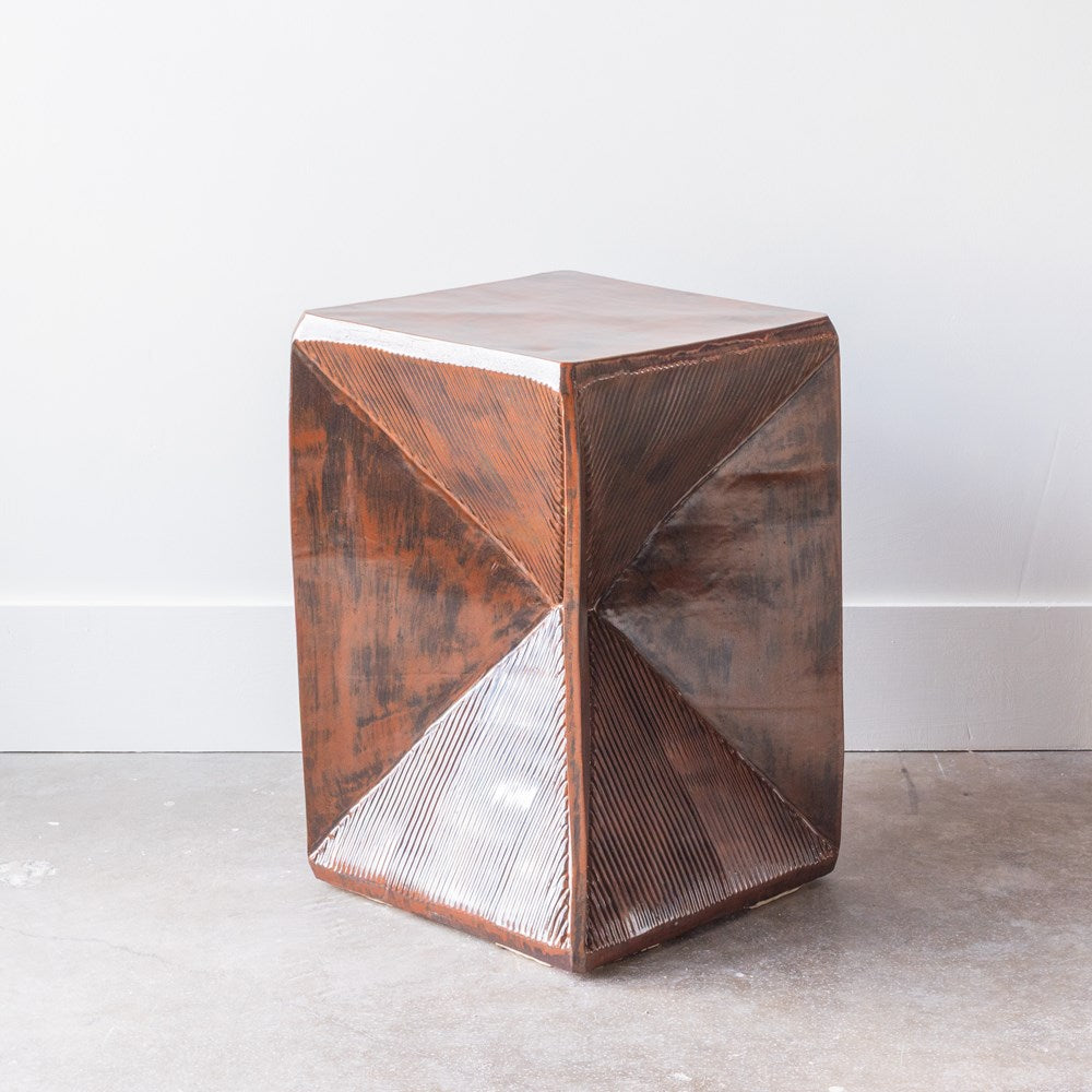 Prism Table - Rust