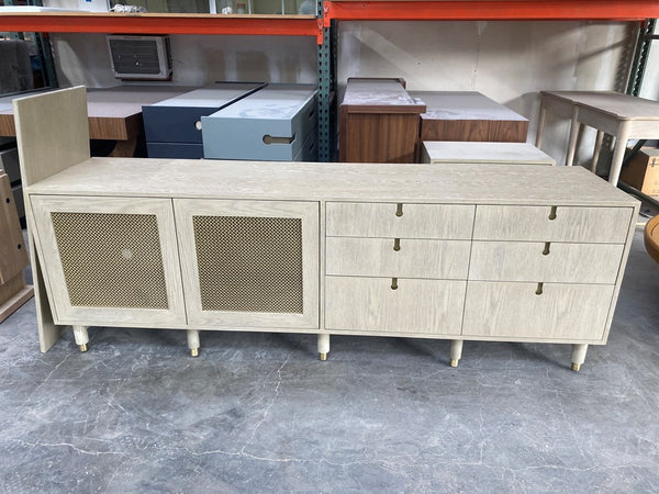 Niguel Credenza