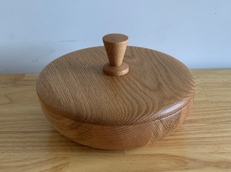 Triangle Top Wide Container